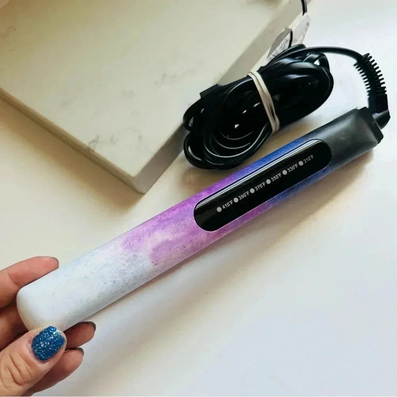 CHI 1” Digital Ceramic Hair Styling Iron - Picture 4 of 6